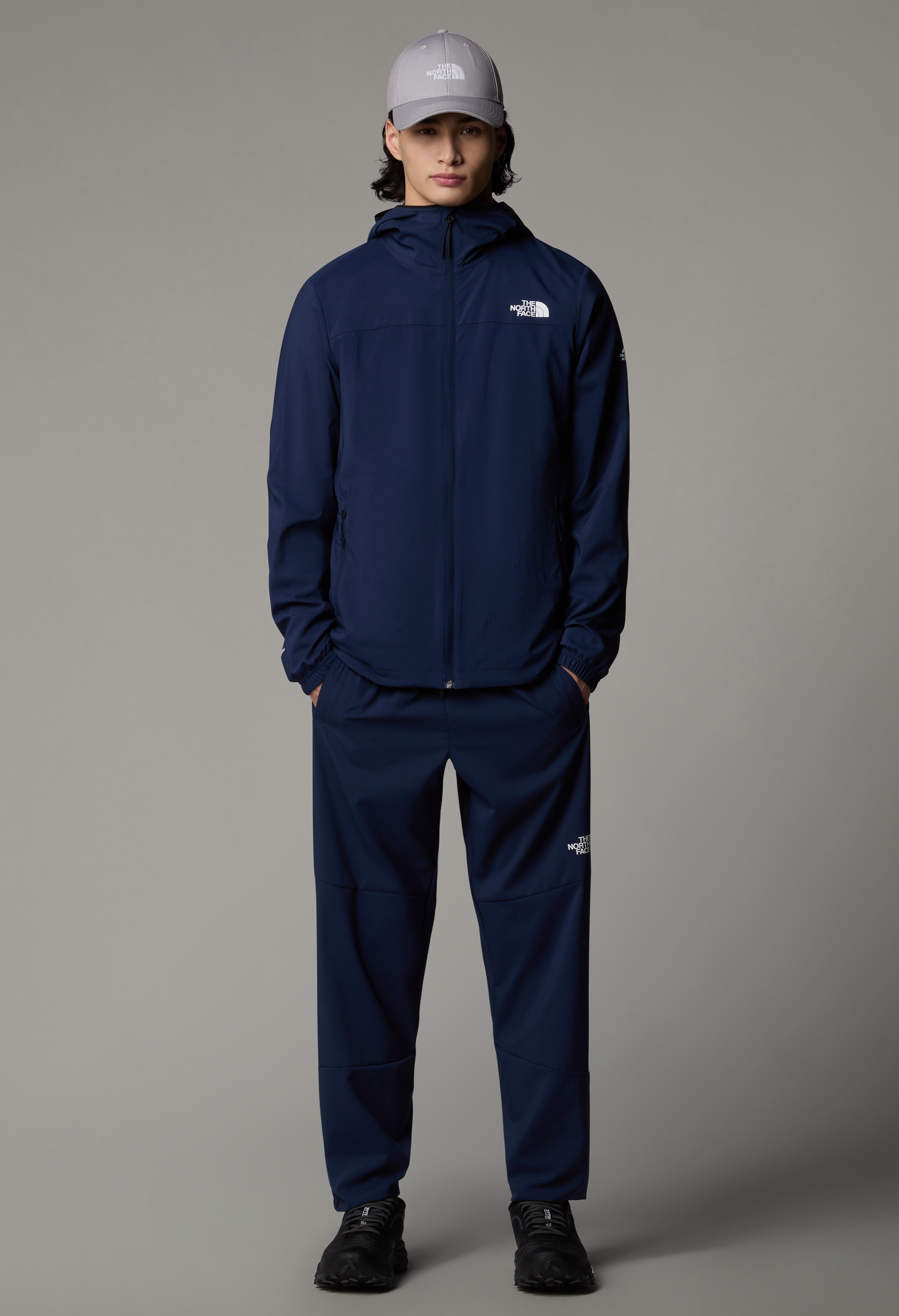 Men's The North Face Blue Mountain Athletics Hooded Wind Jacket & Wind Pant Set